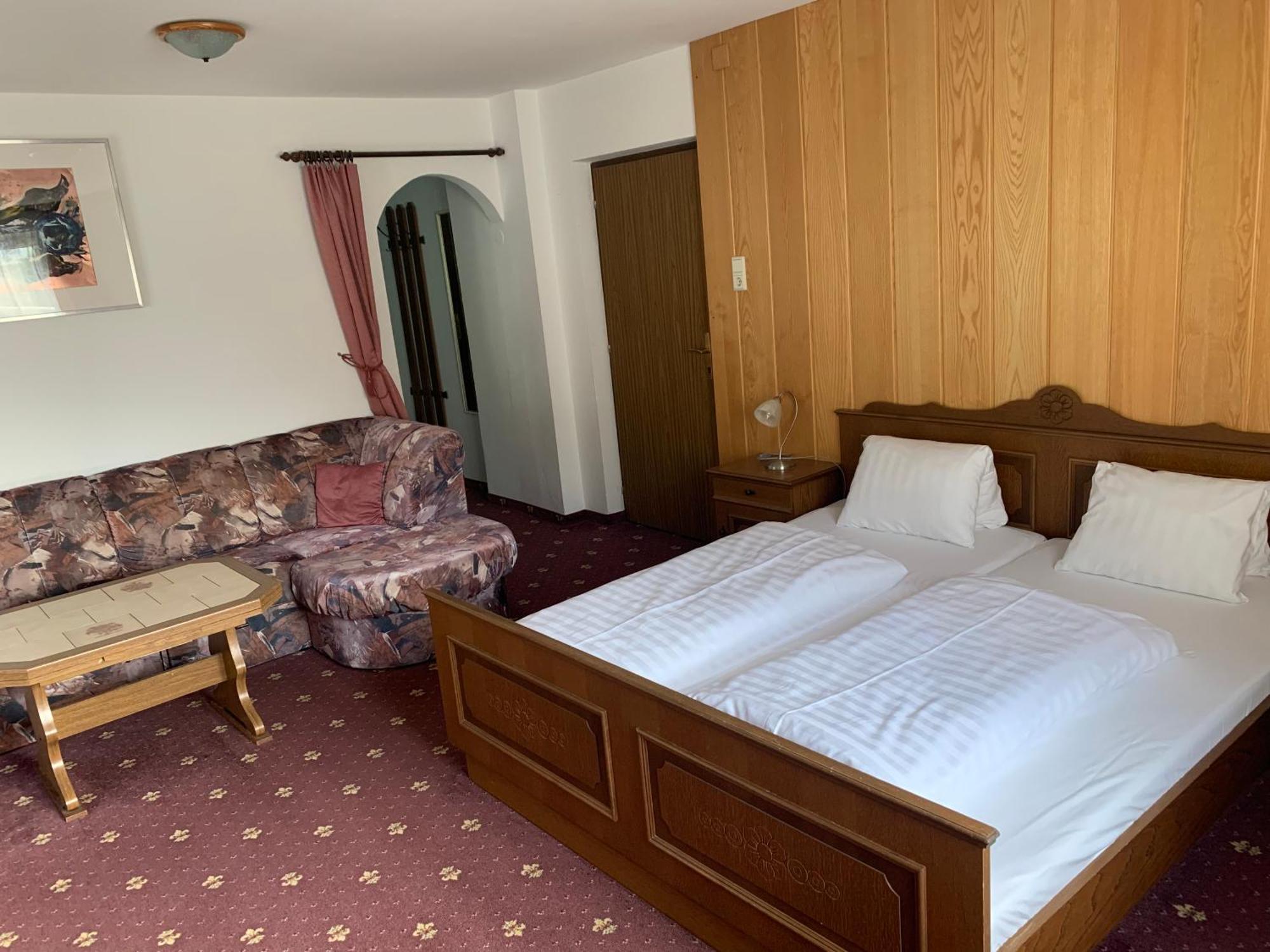 Pension Plattenhof Telfs Bagian luar foto
