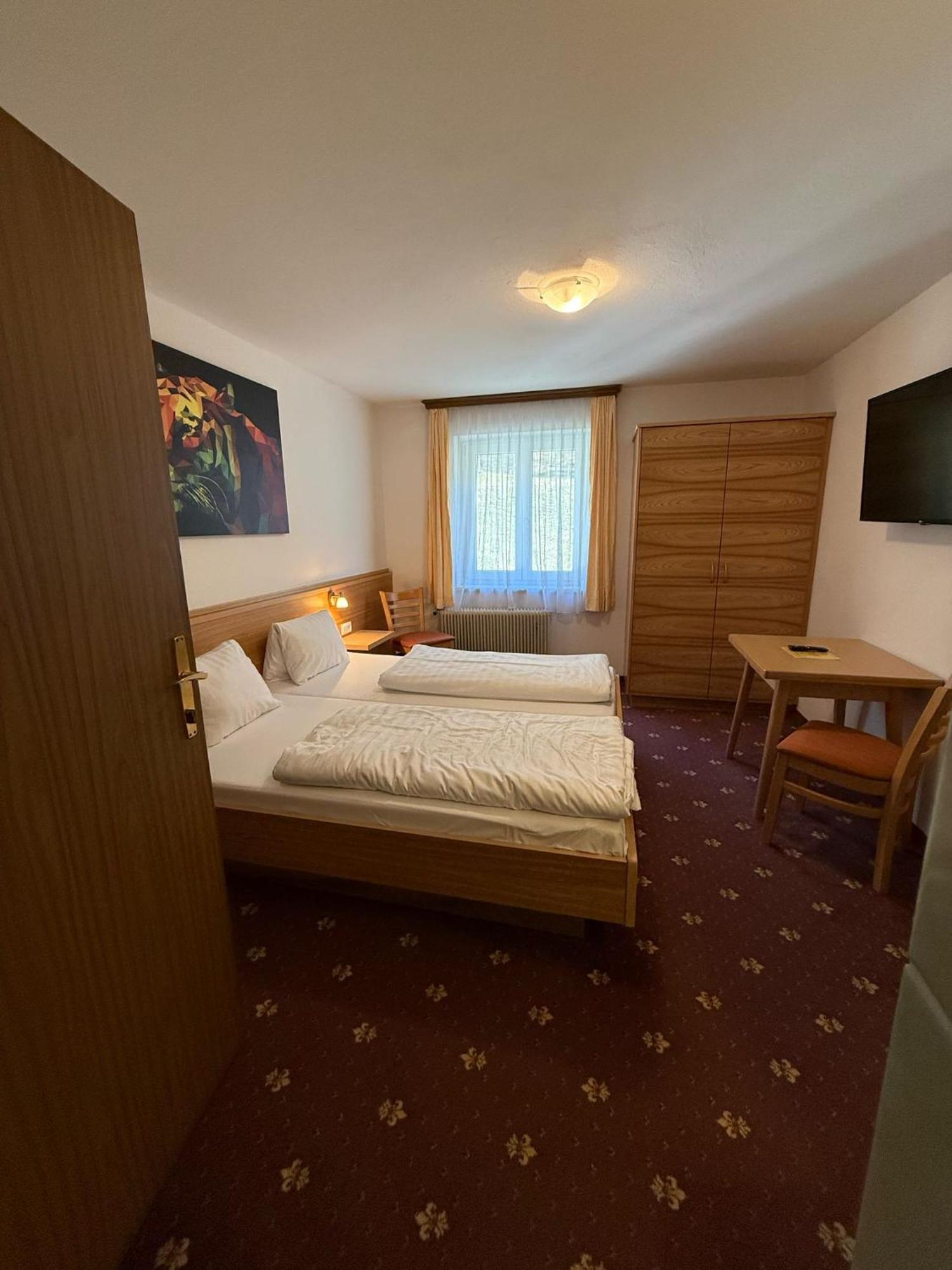 Pension Plattenhof Telfs Bagian luar foto