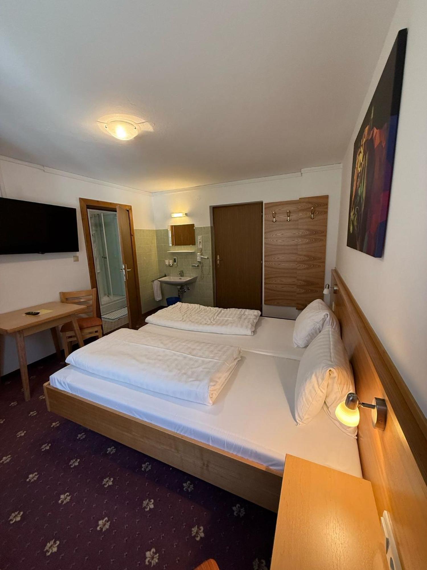 Pension Plattenhof Telfs Bagian luar foto