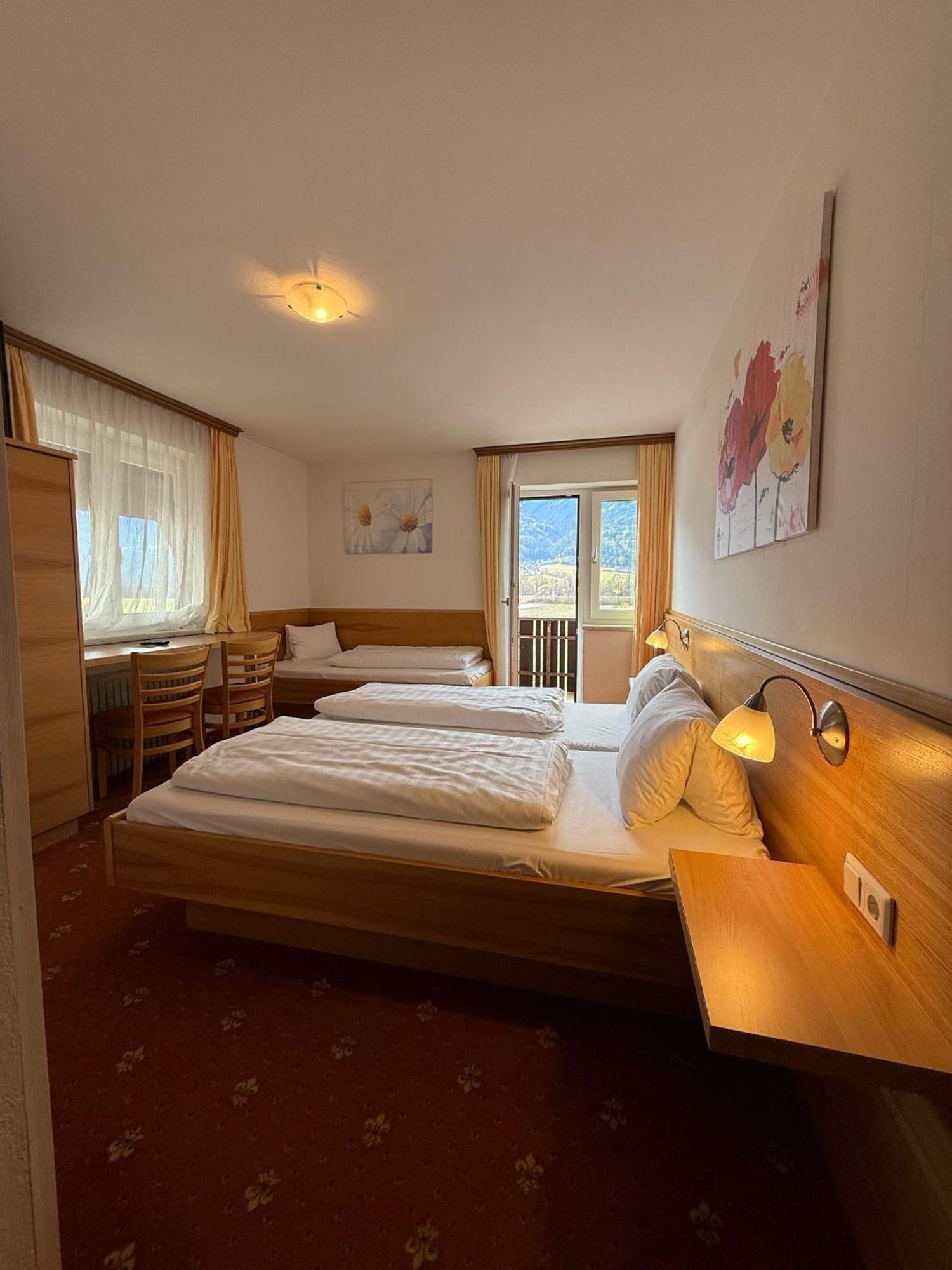 Pension Plattenhof Telfs Bagian luar foto