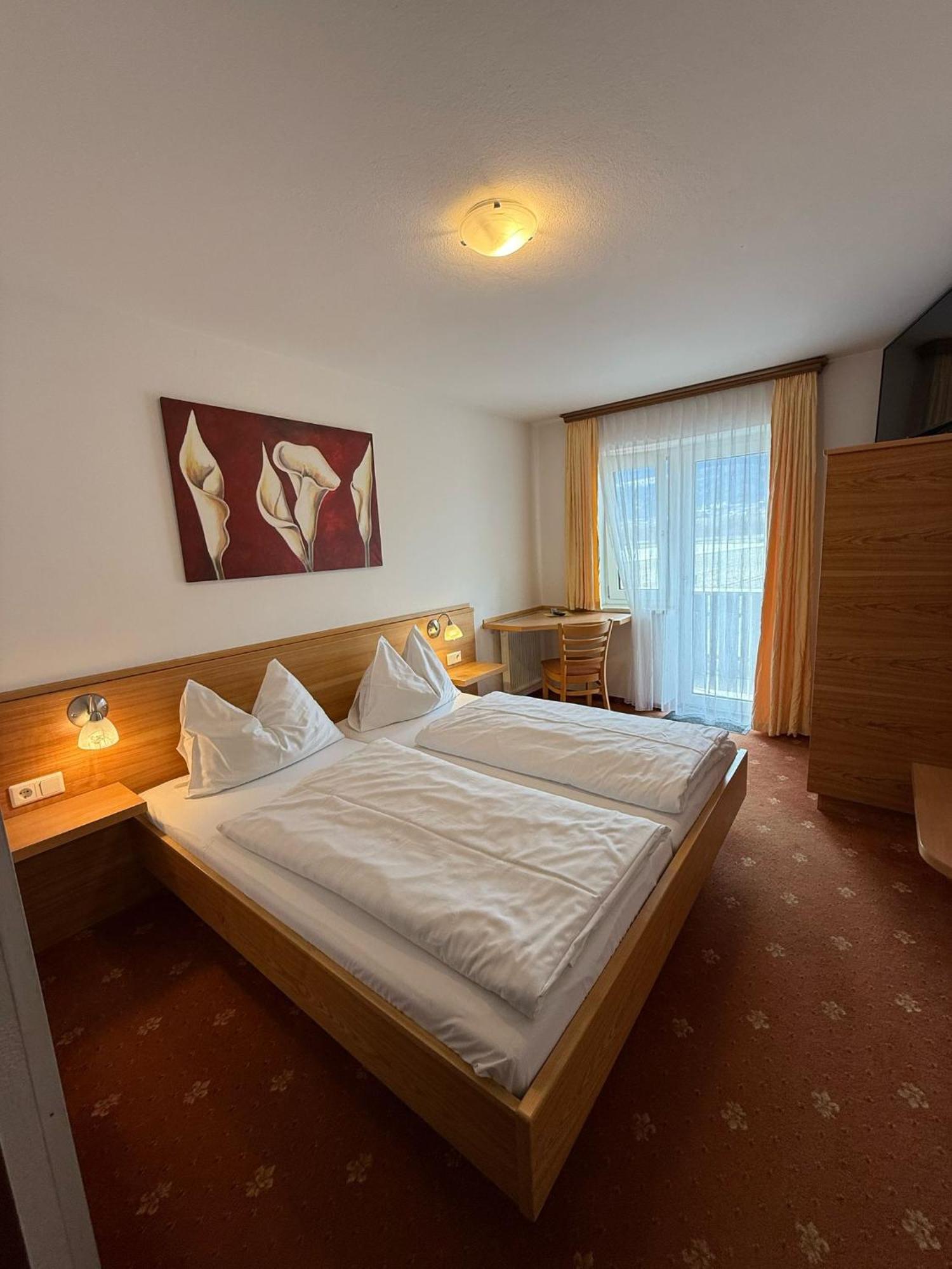 Pension Plattenhof Telfs Bagian luar foto
