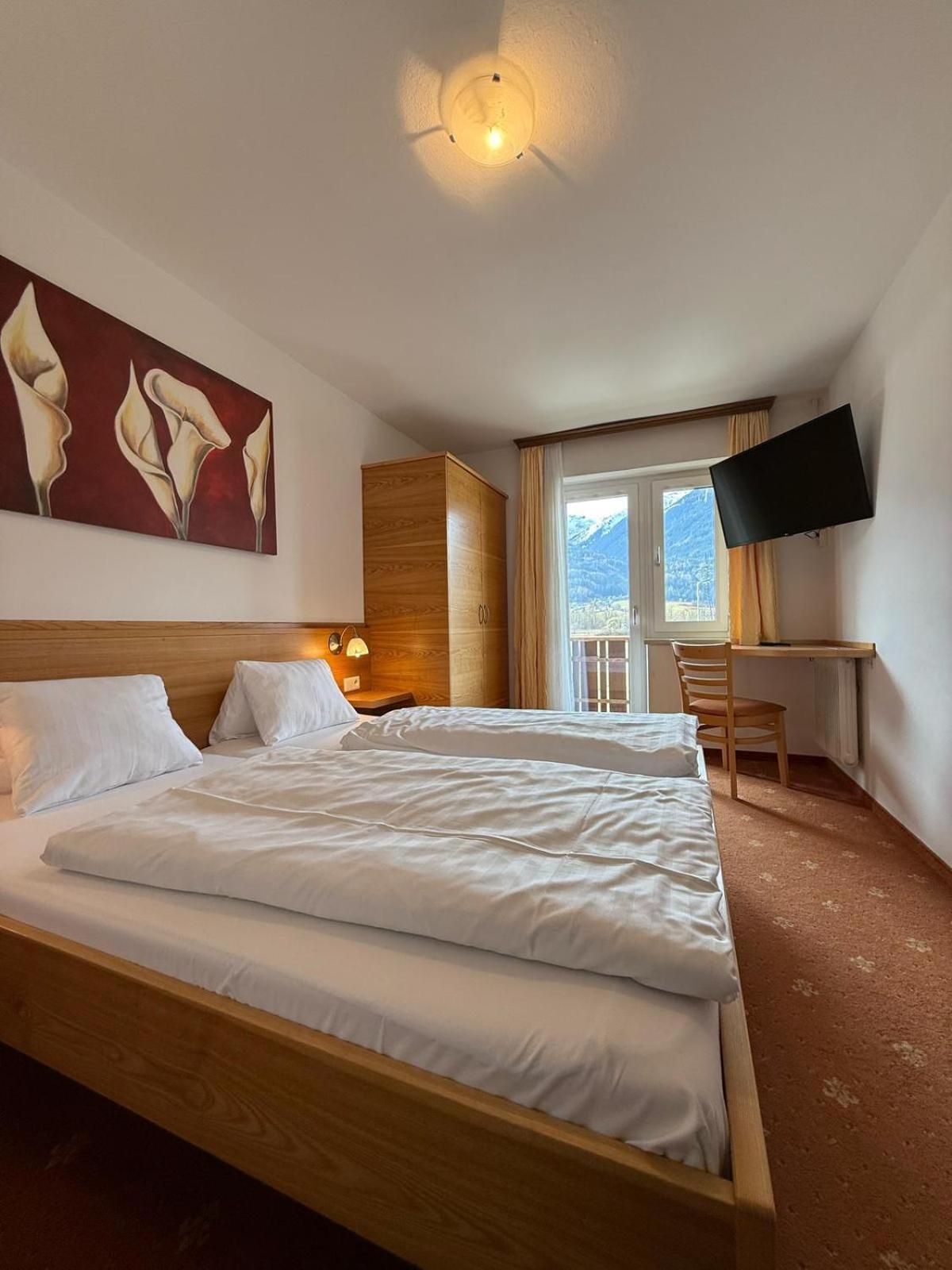 Pension Plattenhof Telfs Bagian luar foto