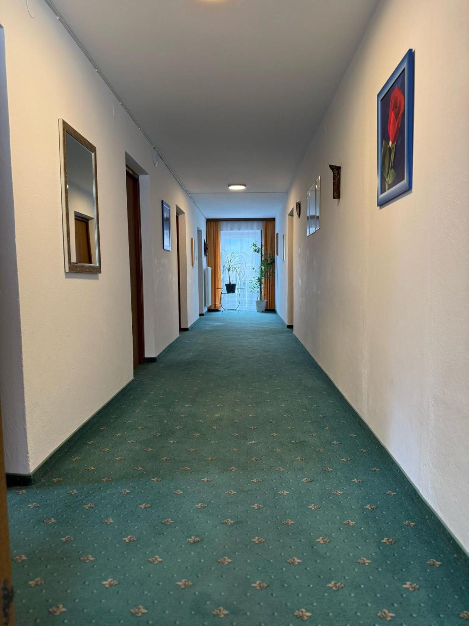 Pension Plattenhof Telfs Bagian luar foto
