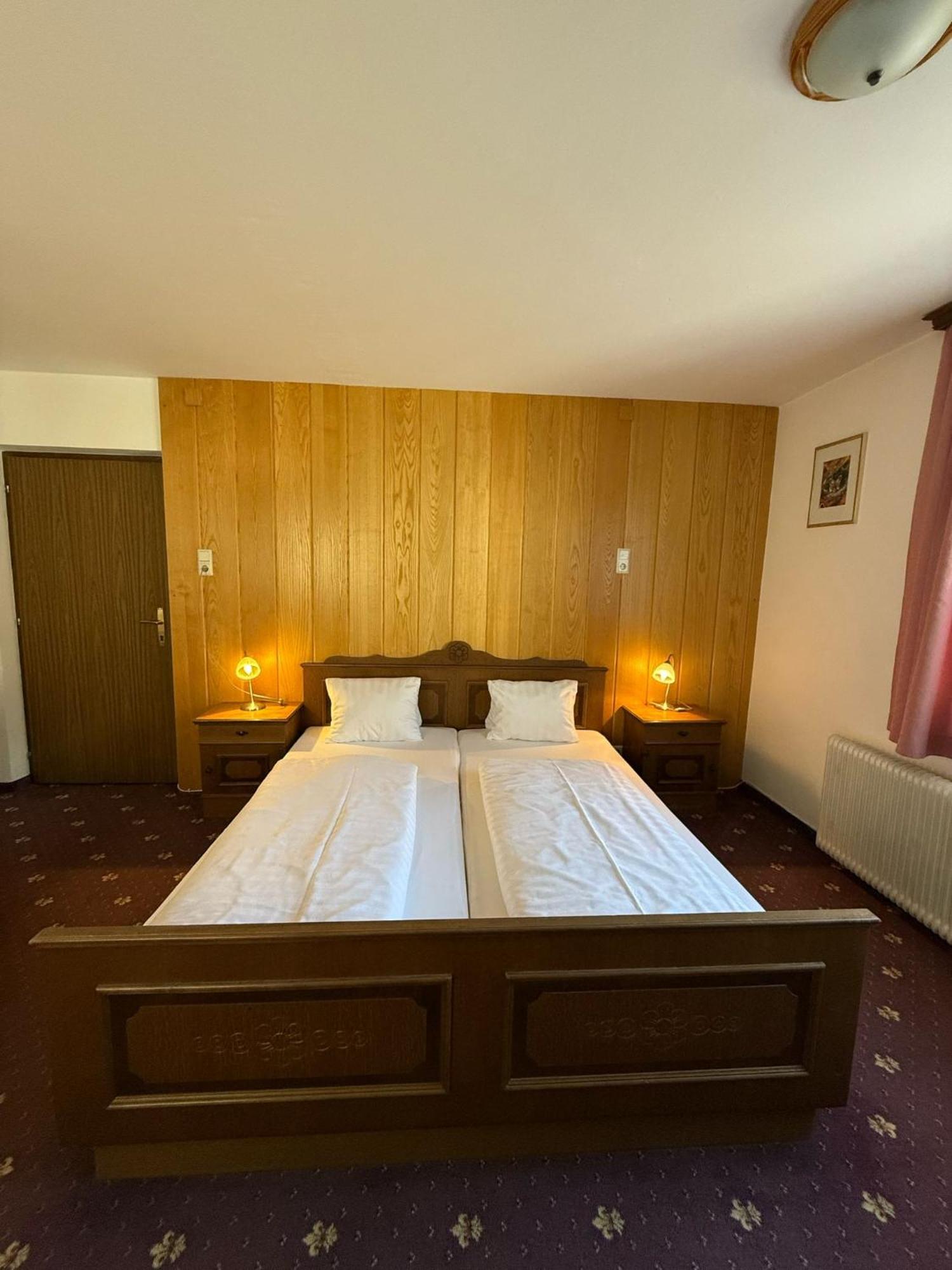 Pension Plattenhof Telfs Bagian luar foto