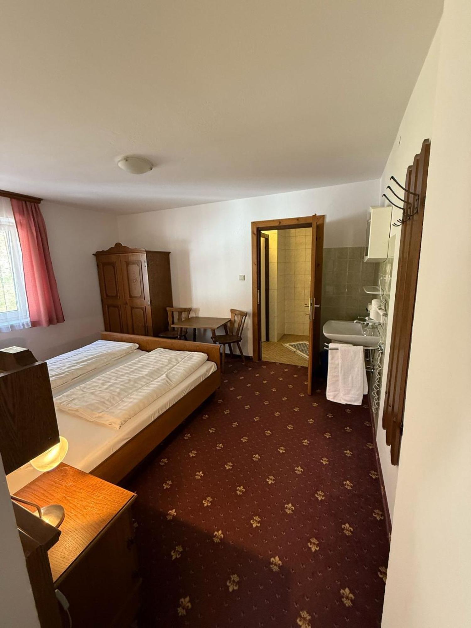 Pension Plattenhof Telfs Bagian luar foto